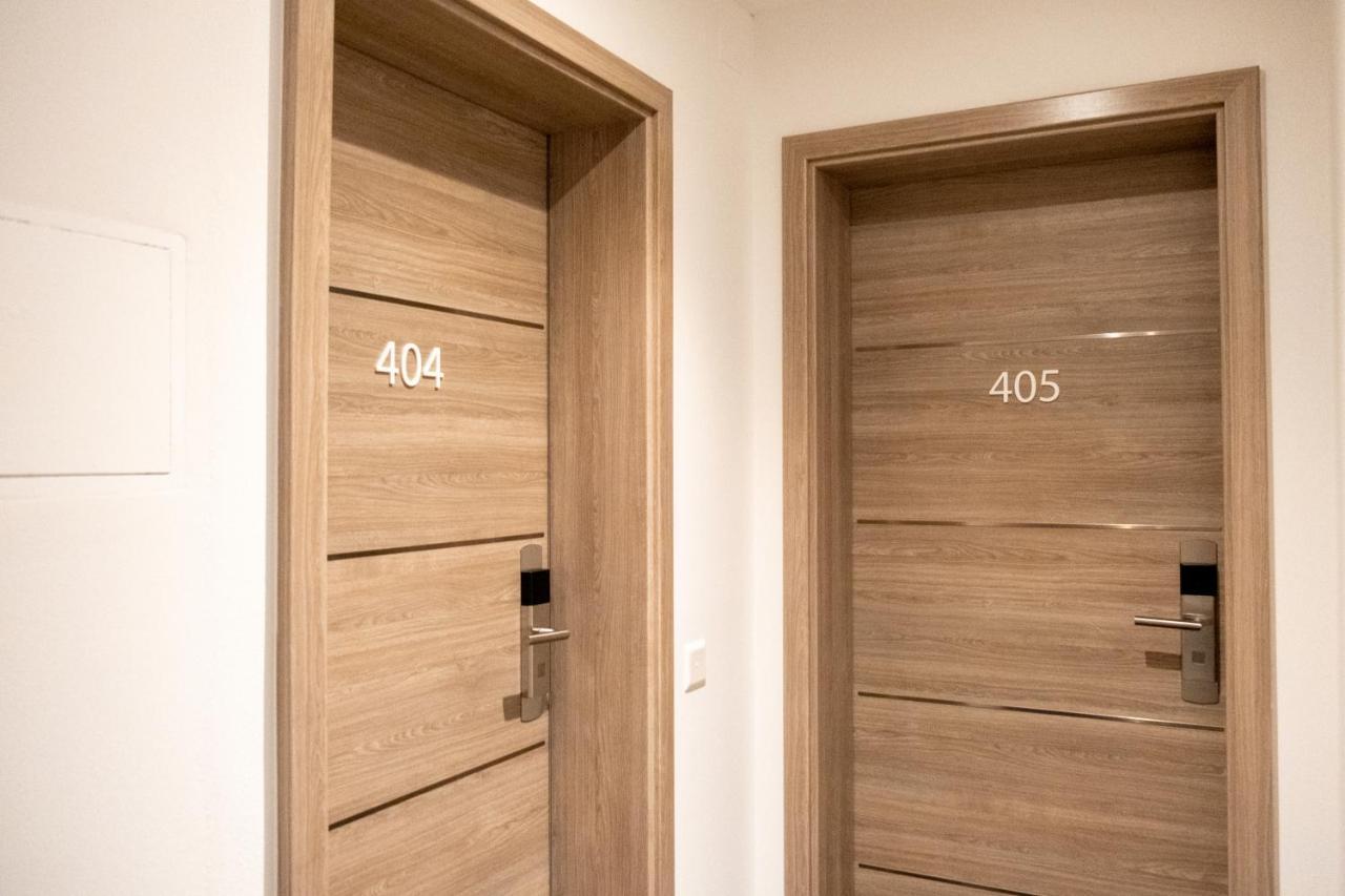 Hotel Geranio Au Lac Muralto ภายนอก รูปภาพ
